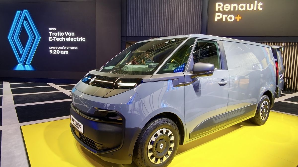 Renault inicia con la Trafic eléctrica una ofensiva de cinco nuevas furgonetas para una "nueva etapa"