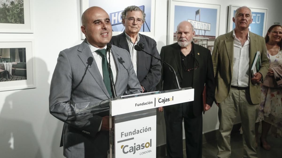 Inauguración de la exposición 'La eternidad del instante' en la fundación Cajasol