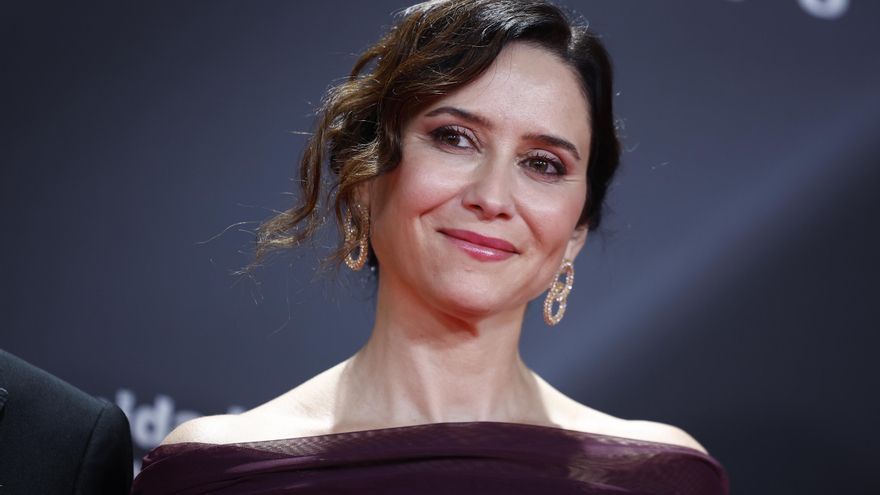 Ayuso amplía su mayoría absoluta en Madrid, según encuestas de El Mundo, ABC y El Español