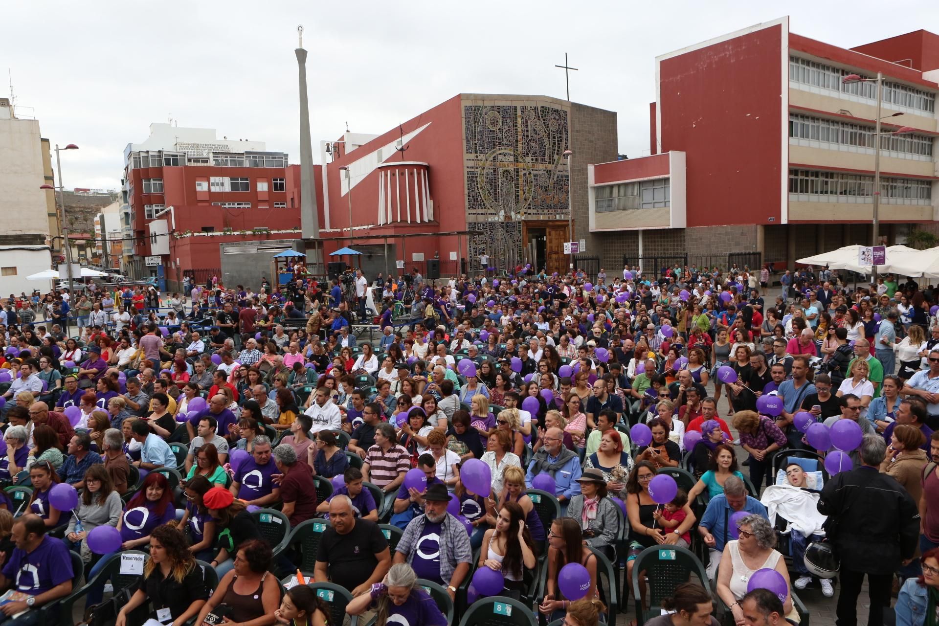 Plaza del Pilar de Las Palmas de Gran Canaria durante el mitin de Podemos en junio de 2016
