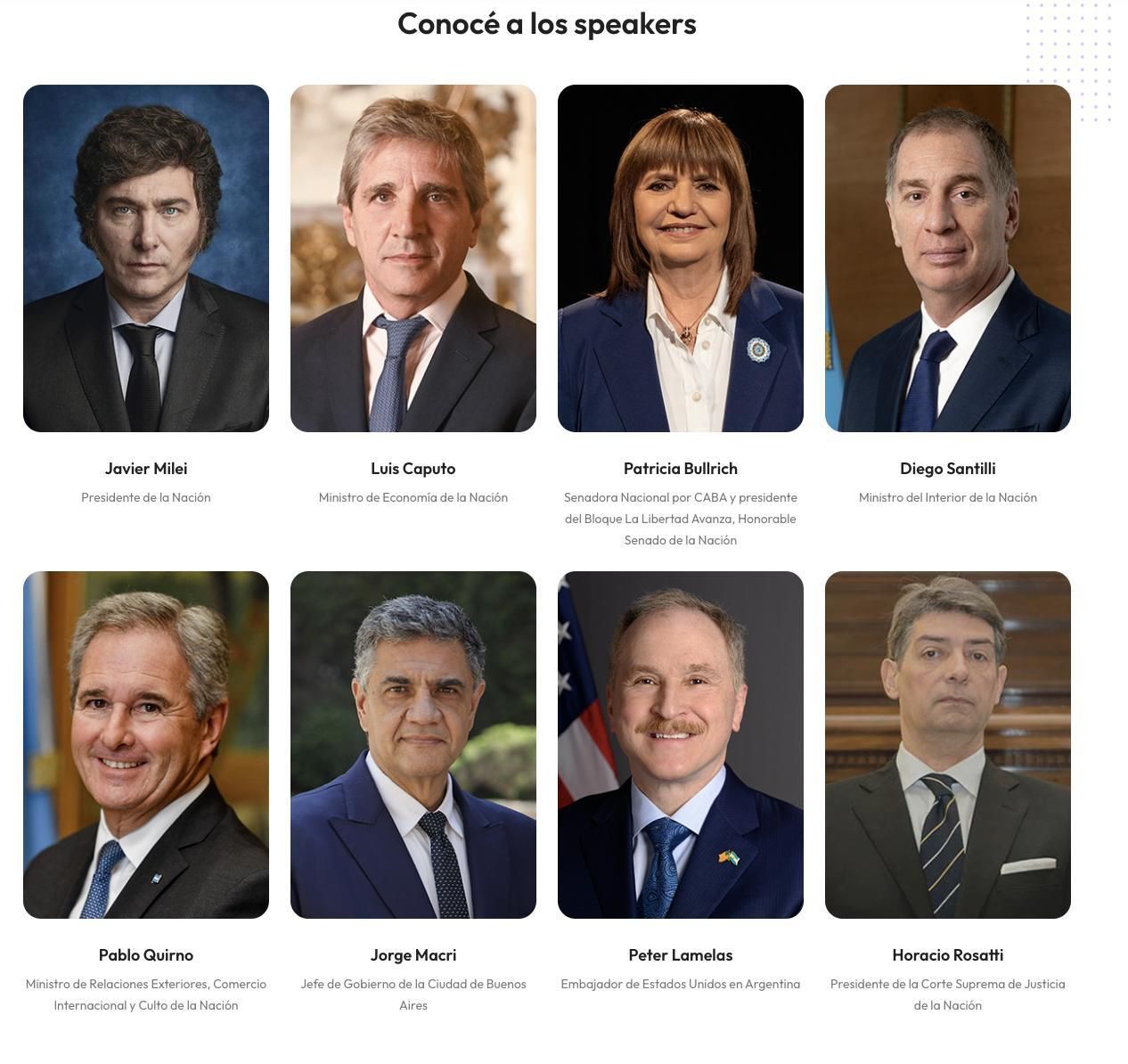 Parte de los oradores en el summit de AmCham de este martes.