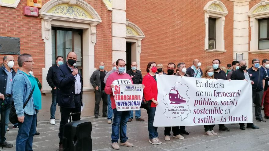 Acaba la semana de lucha por el ferrocarril en Castilla-La Mancha denunciando la situación "insostenible" del servicio en la región