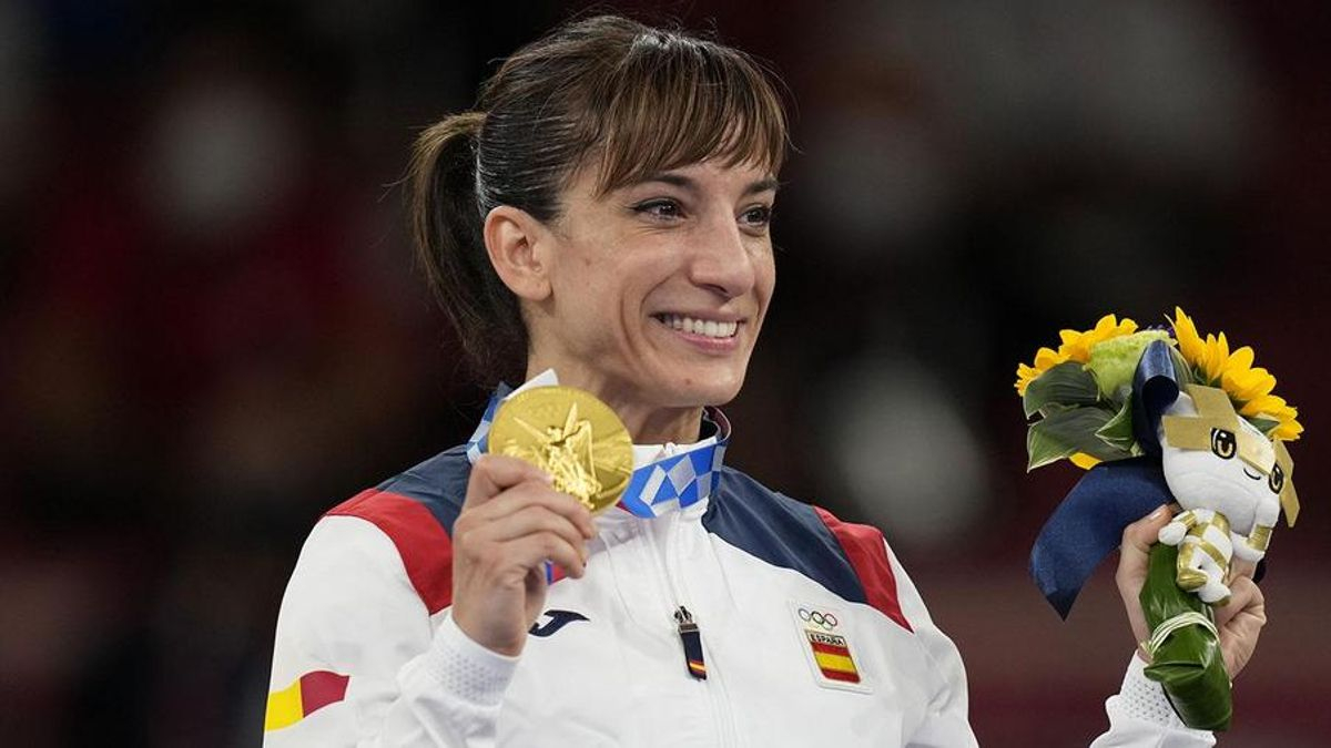Sandra Sánchez recibe su medalla de oro en los últimos Juegos Olímpico de Tokio
