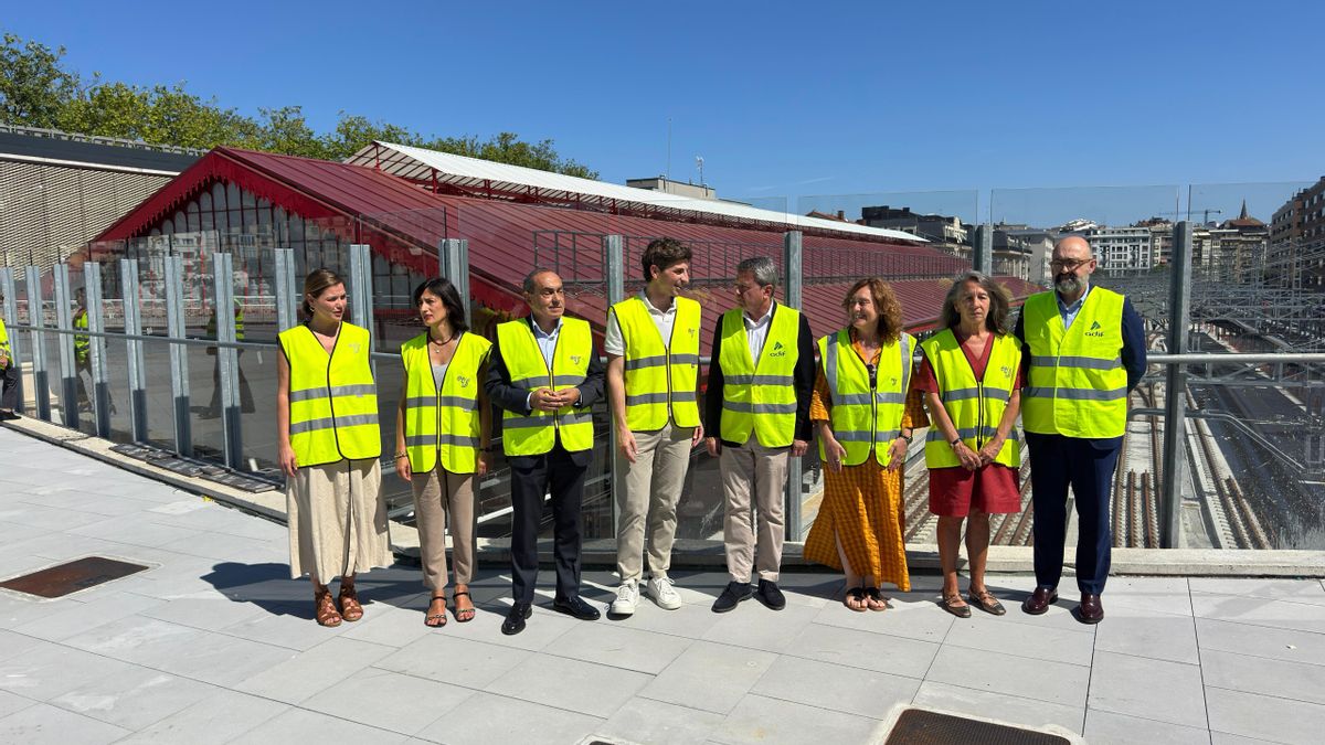 La estación de Atotxa, en el centro de Donostia, está ya preparada para recibir trenes de alta velocidad