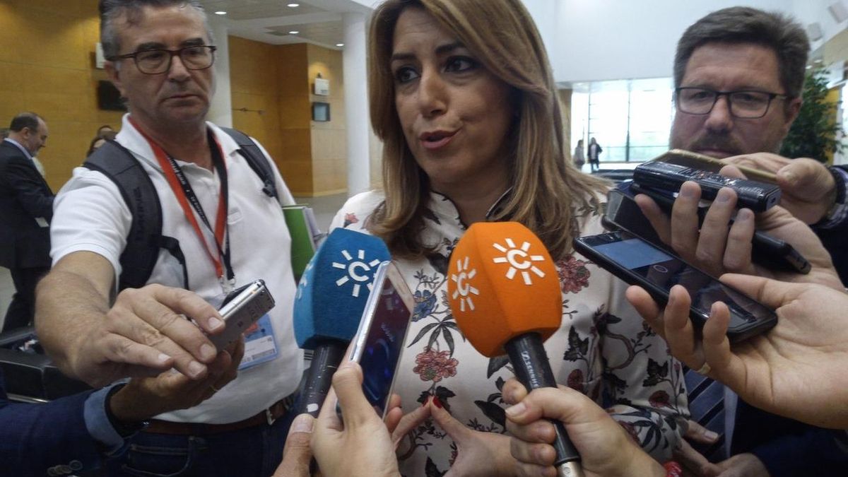 Susana Díaz reafirma su apoyo al Estado de derecho mientras en Cataluña "parece que se camina hacia el precipicio"