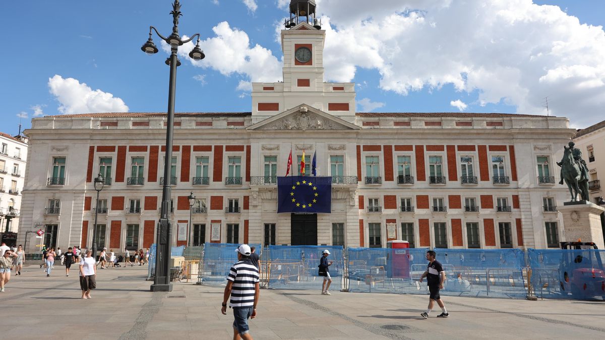 Archivo - Fachada de la Real Casa de Correos
