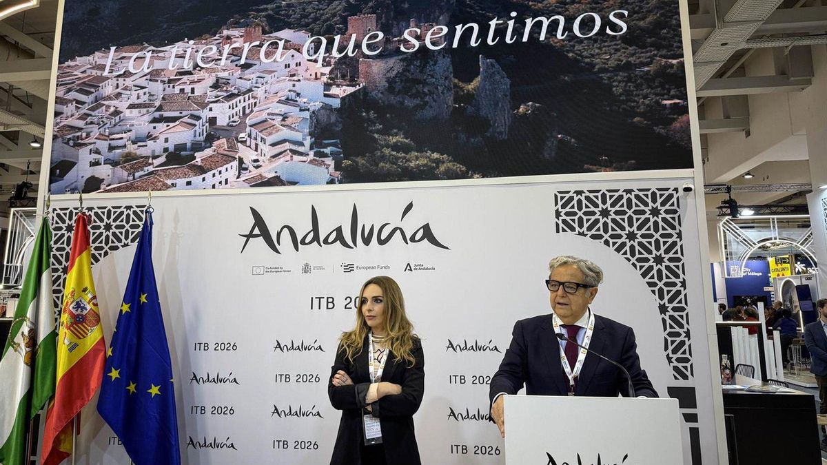 El presidente de la Diputación de Córdoba, Salvador Fuentes, interviene en la ITB de Berlín.