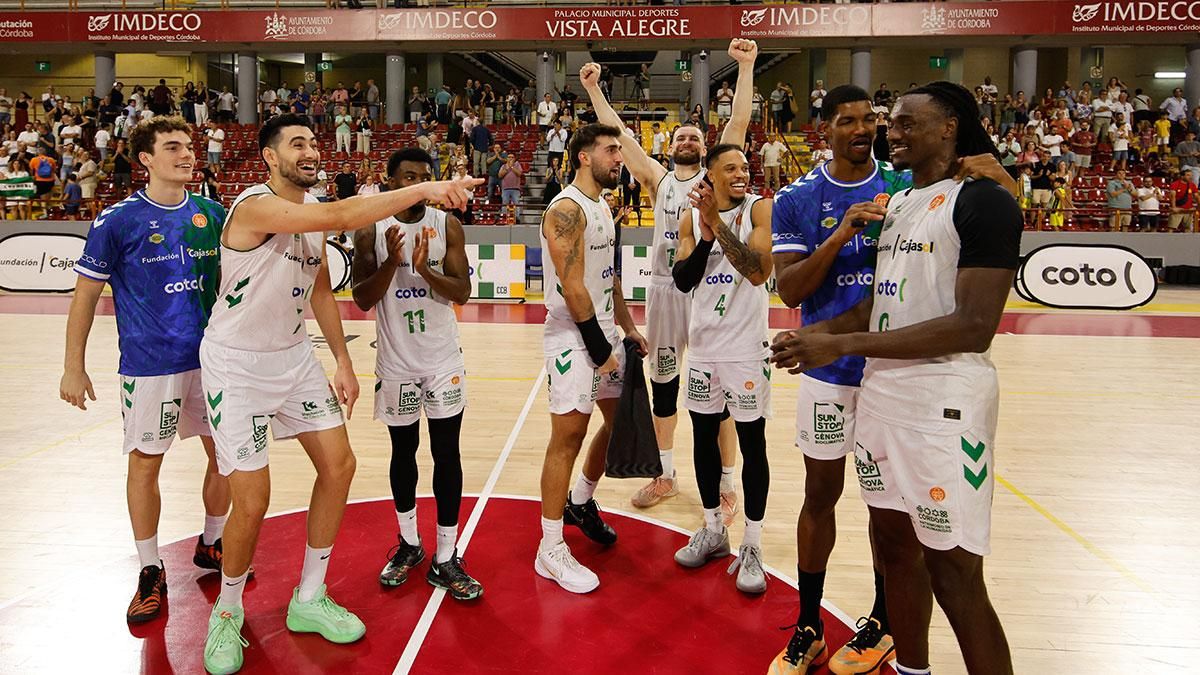 El estreno del Cajasol Coto Córdoba en Primera FEB, en imágenes