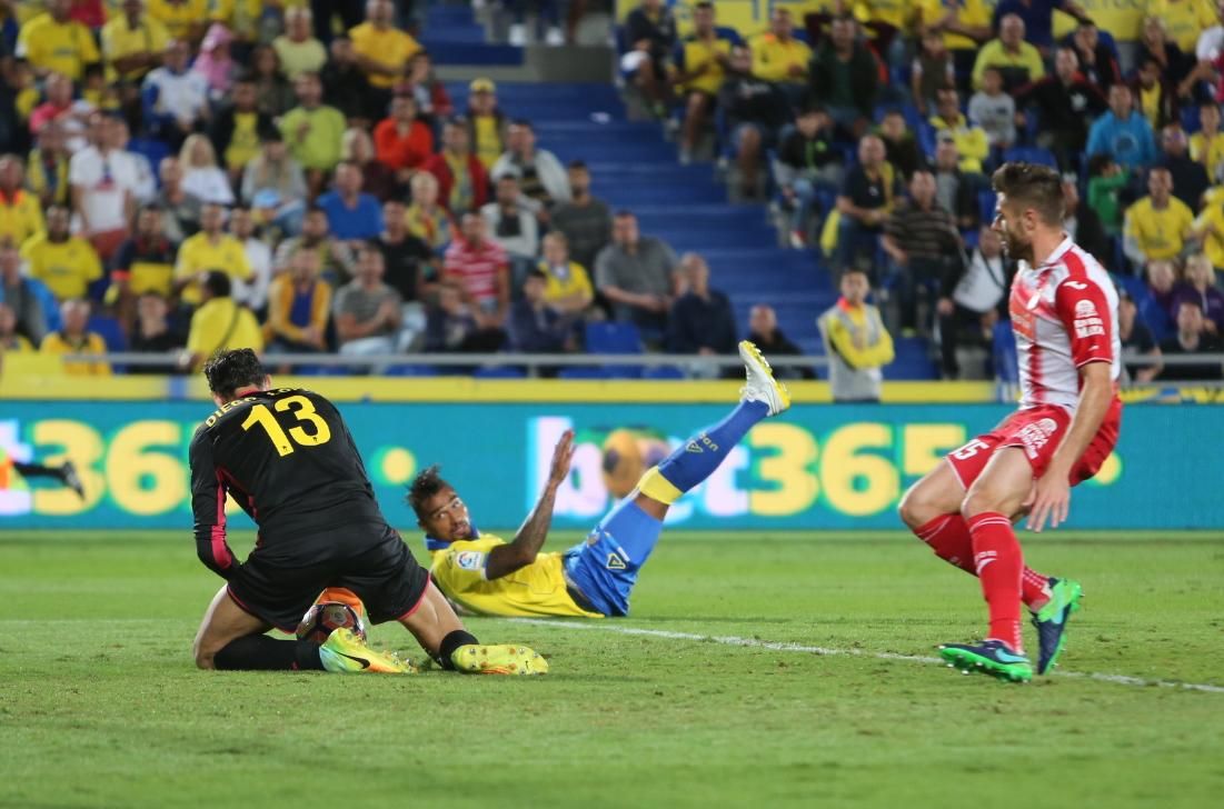 Imágenes del encuentro entre la UD Las Palmas y el RCD Espanyol. Alejandro Ramos.