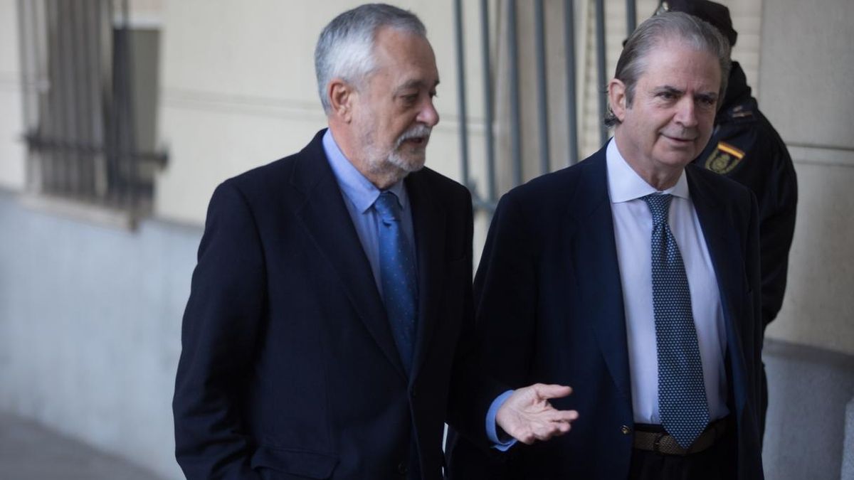 Defensa de Griñán insinúa que exinterventor "buscó" una posición "más benevolente" a costa de otro inculpado