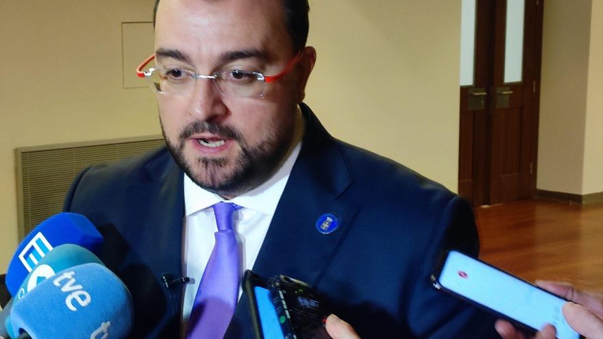 Barbón ve "indispensable" que haya un gobierno en España "al precio que sea"