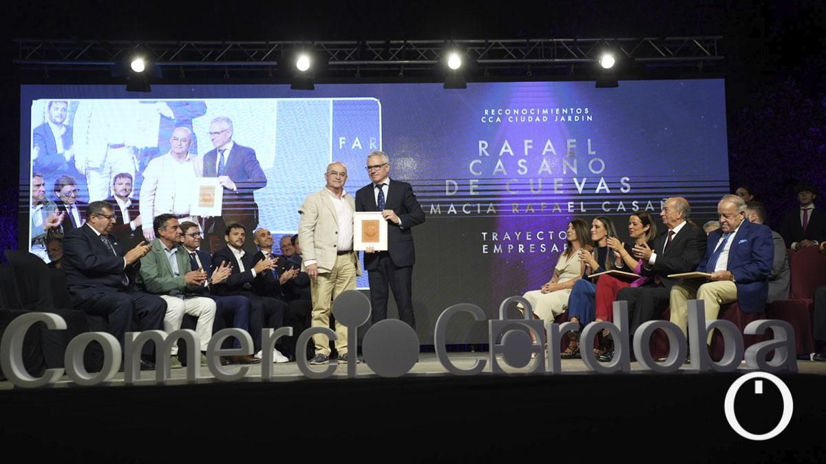 Gala de reconocimientos del Comercio de Córdoba en el Jardín Botánico