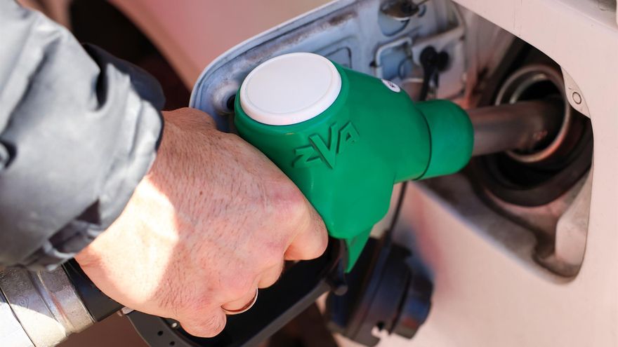 CC y PP aprueban en el Cabildo el nuevo impuesto a los conductores en Tenerife, con el rechazo de PSOE y Vox