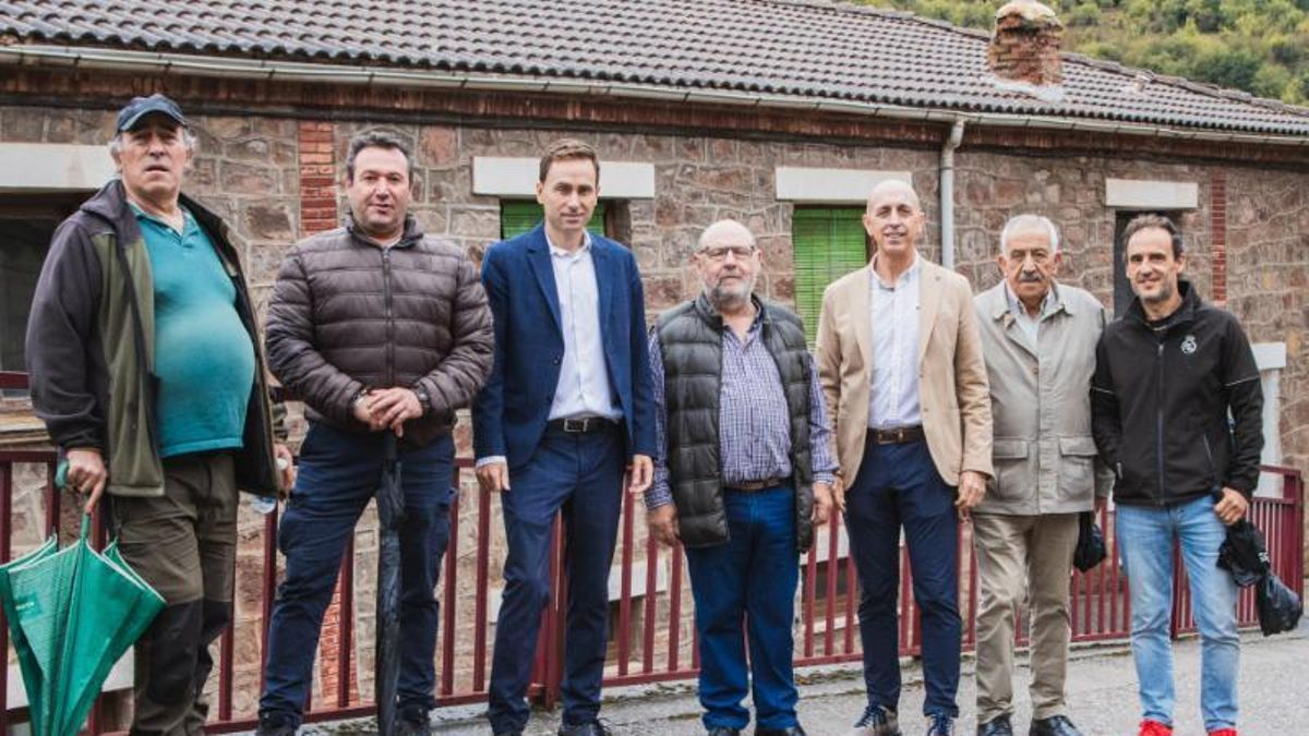 Villavelayo reformará dos viviendas para destinarlas al alquiler con precio asequible