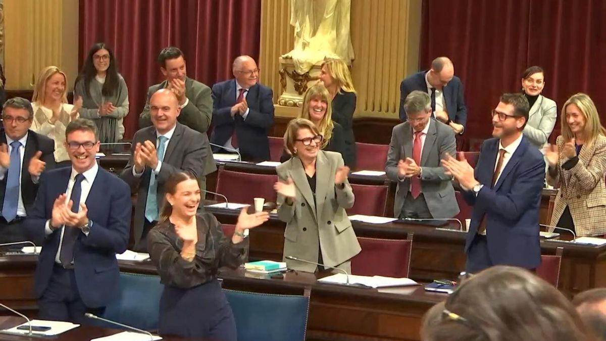 Un diputado del PP reproduce la canción 'Last Christmas' a todo volumen al finalizar una votación en el Parlament balear