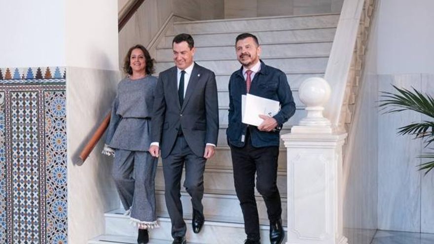 El Gobierno andaluz aprueba la orden que permite concertar la atención primaria con la sanidad privada