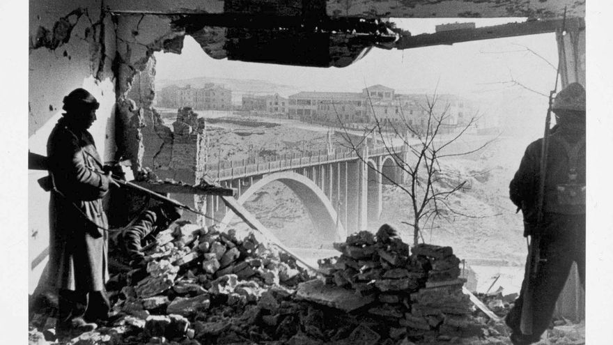 ‘El Caudillo y las uvas de la derrota’: el libro que busca “desmontar” la versión imperante sobre la Batalla de Teruel