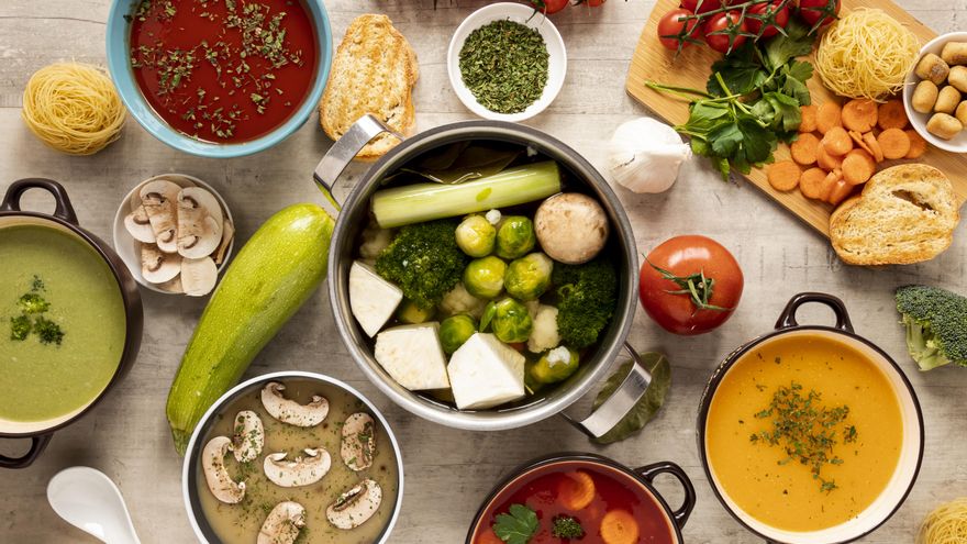 El gesto sencillo para conseguir que el cocido o cualquier sopa resulte más fresca