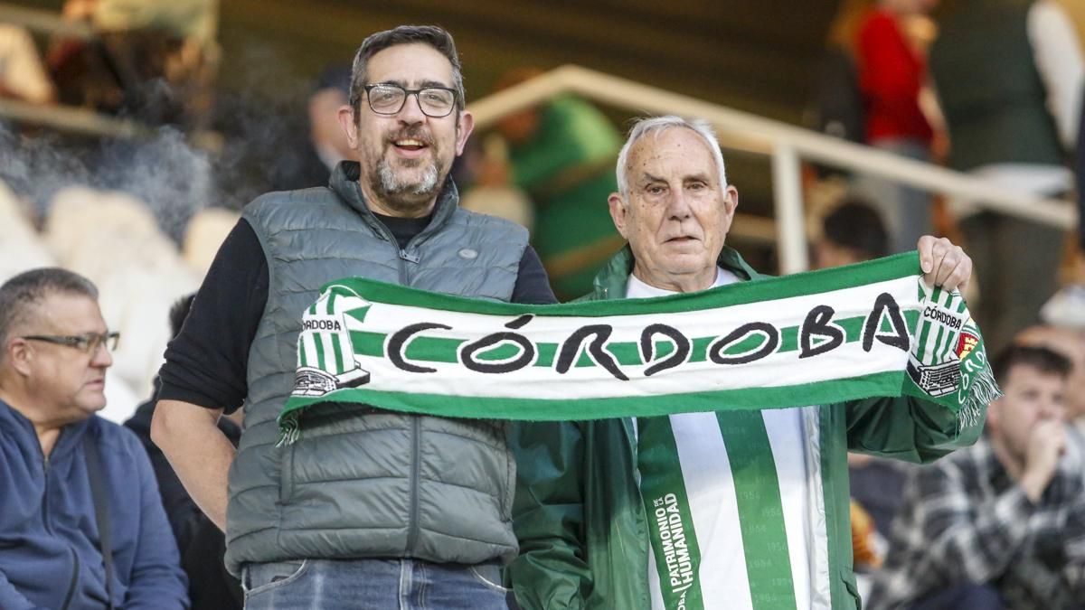 Grada Blanquiverde del Córdoba CF - Real Zaragoza