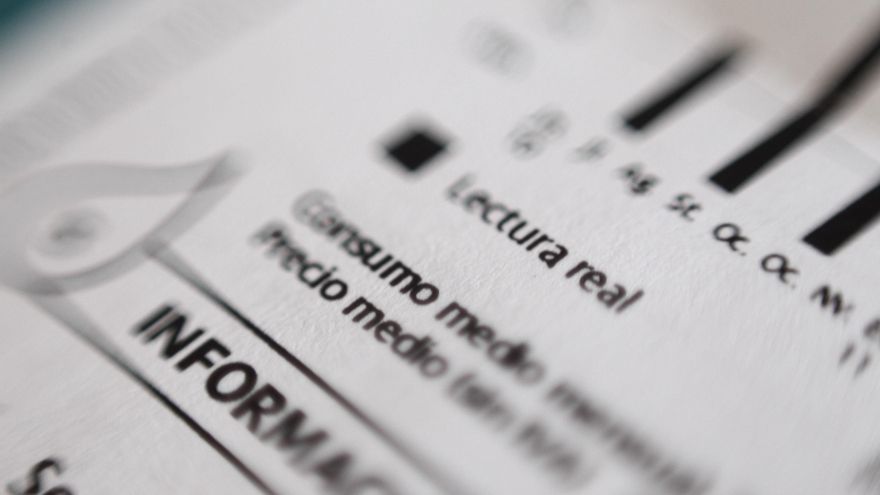 El número de hogares con bono social de la luz se hunde tras acabar la prórroga automática: 146.477 beneficiarios menos