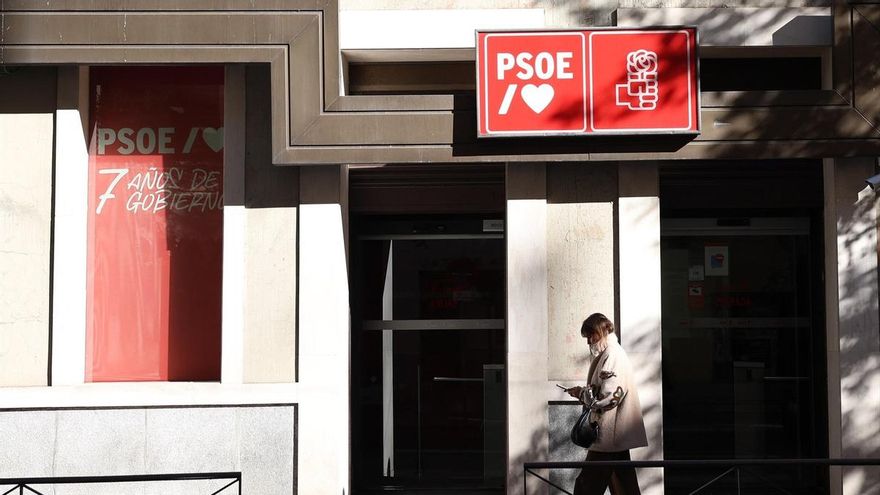 Fachada de la sede del PSOE en Ferraz, a 27 de noviembre de 2025, en Madrid