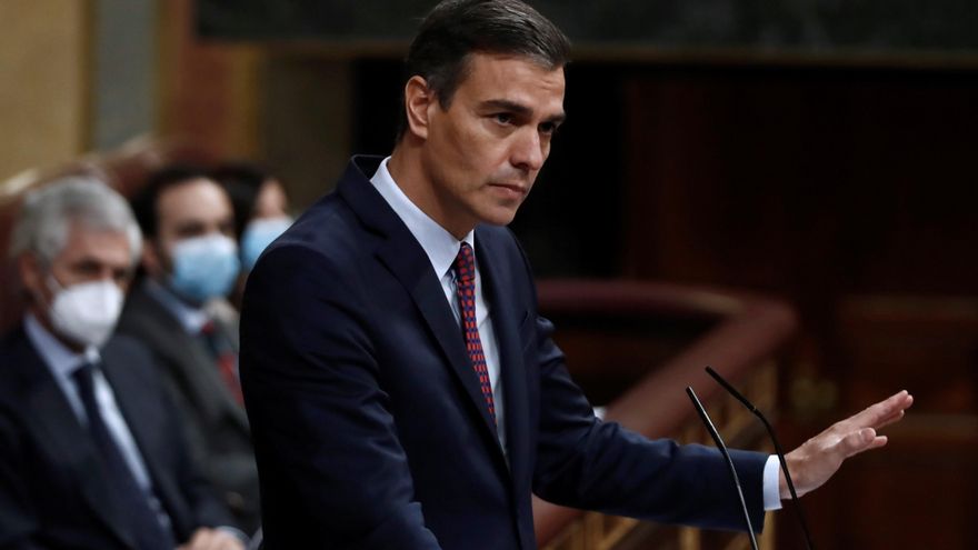 El presidente del Gobierno, Pedro Sánchez, interviene en la segunda sesión del debate de moción de censura presentada por Vox, este jueves en el Congreso. EFE/Mariscal