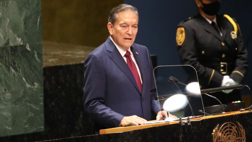 Hallan una osamenta y nueve cuerpos de supuestos migrantes en Panamá