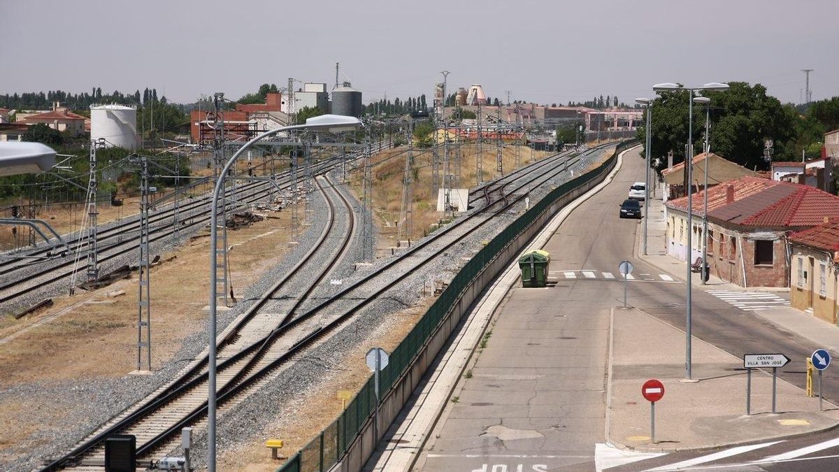 Tramo Palencia-Palencia Norte de la Alta Velocidad hacia Cantabria.