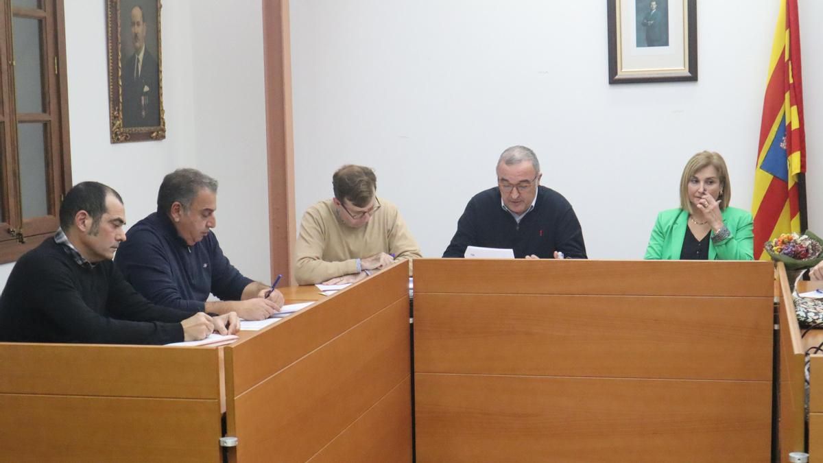 El alcalde que montó un Gran Hermano en un pueblo de Mallorca rechaza dimitir a pesar del riesgo de multa