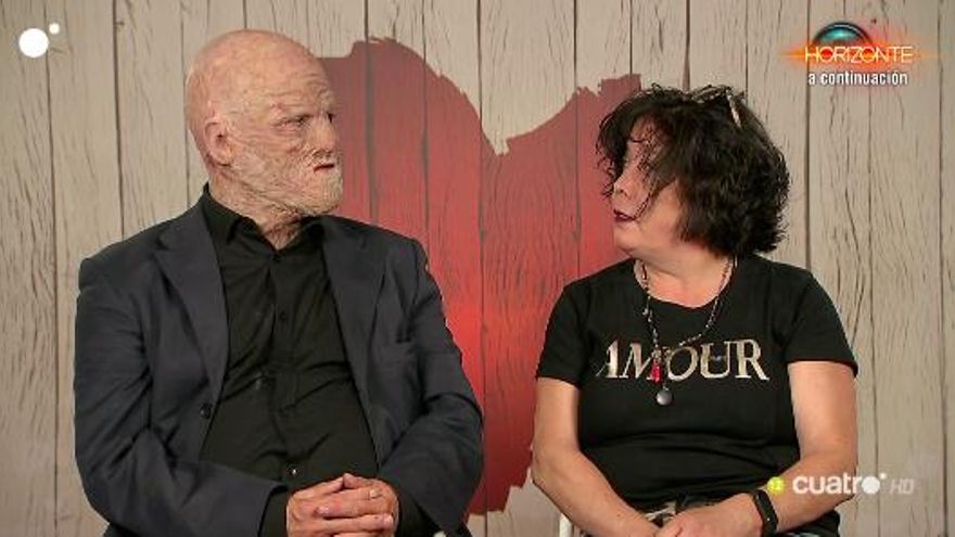 Un soltero asustó en 'First dates' por una buena causa: "Es una crítica al culto a la belleza"