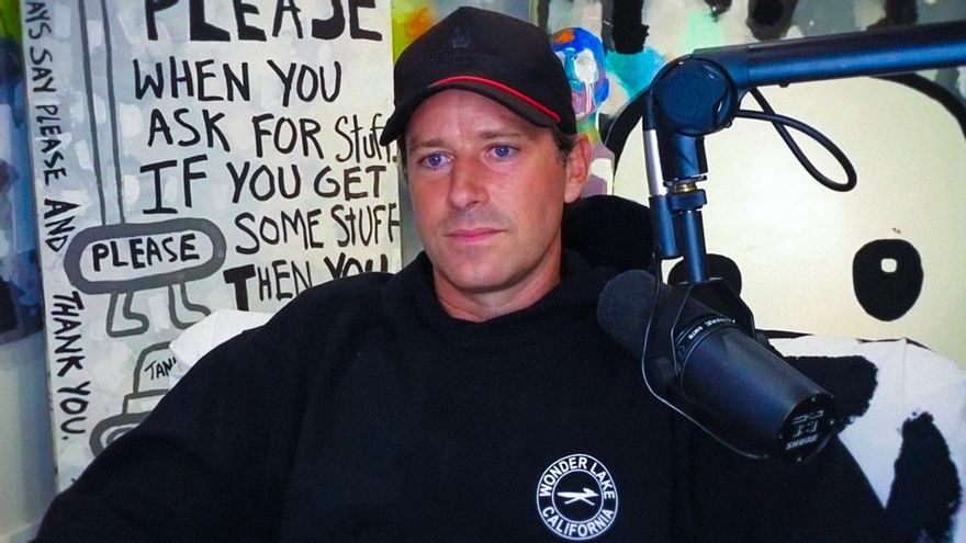 Armie Hammer reaparece tras las acusaciones de abusos y canibalismo y dice estar "agradecido de todo lo vivido"