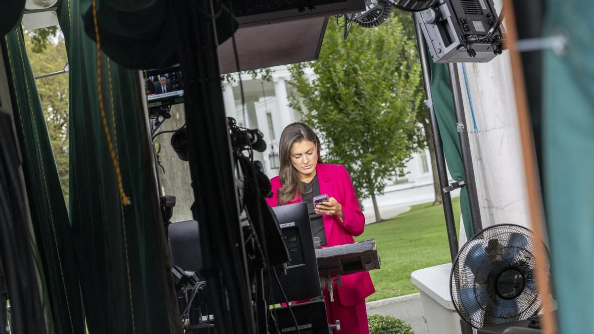 La Administración Trump lanza una investigación contra las principales cadenas por el plantón tras el veto a CNN, MS NOW y Politico