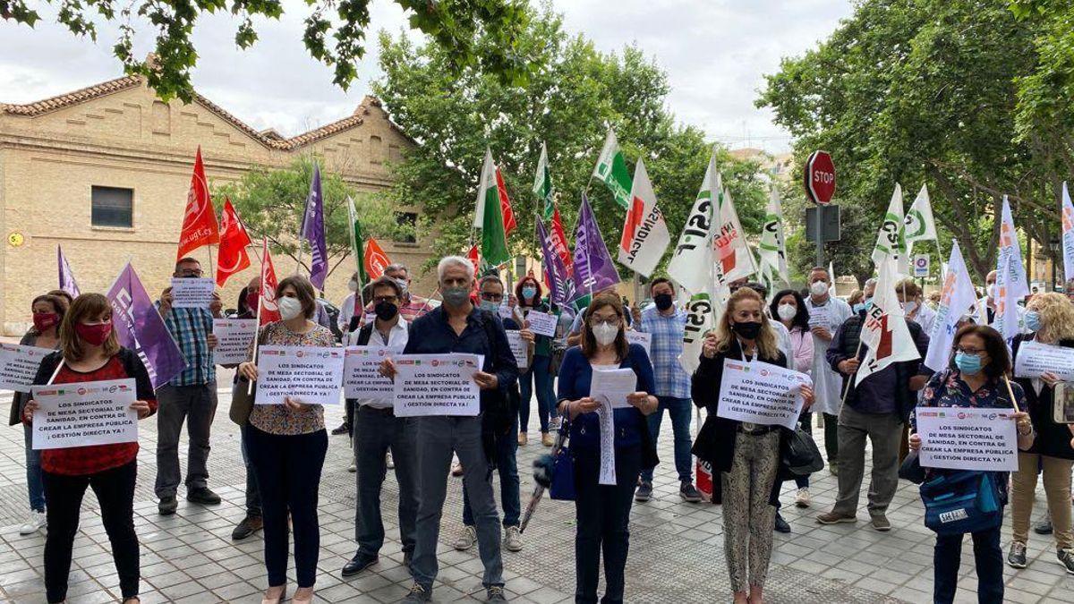 Protesta de los representantes sindicales.