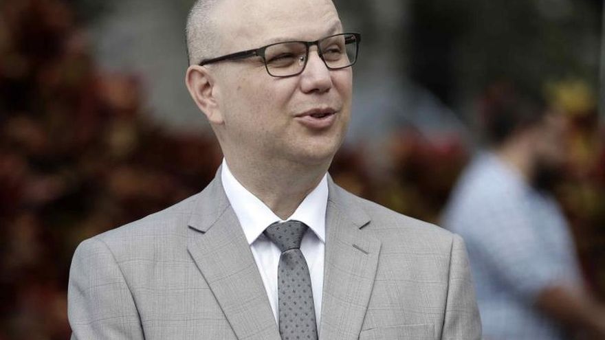 El ministro de Seguridad, Michael Soto, dijo en una conferencia de prensa que este jueves el Gobierno decretó la ampliación por un mes más del cierre de las fronteras que estaba vigente hasta el 15 de mayo.