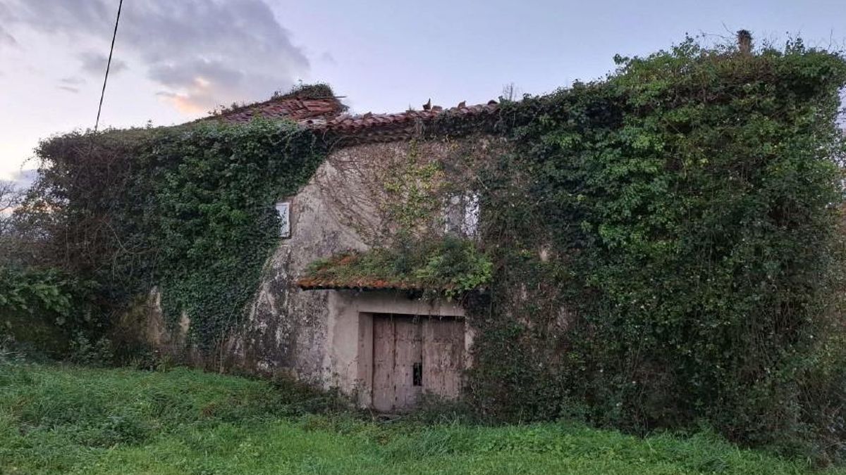 El Gobierno de Cantabria tramita en un mes seis piscinas y doce alojamientos turísticos en suelo rústico