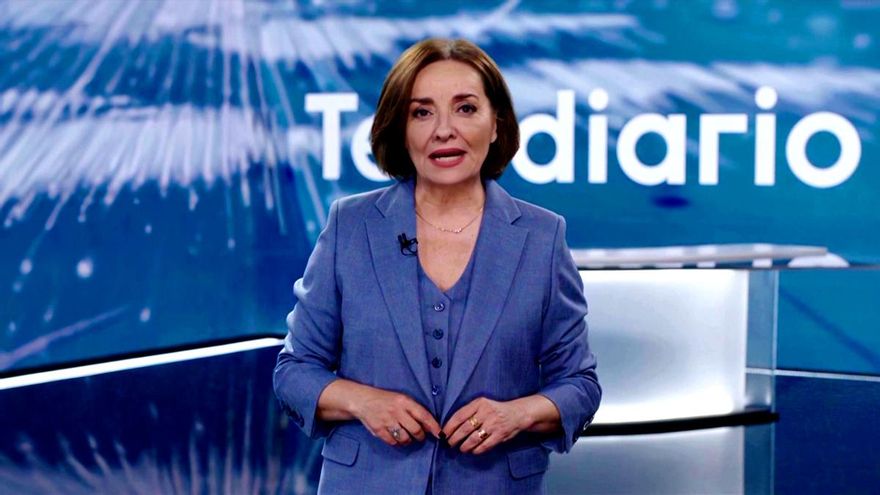 Pepa Bueno en el Telediario 2 especial de la IA