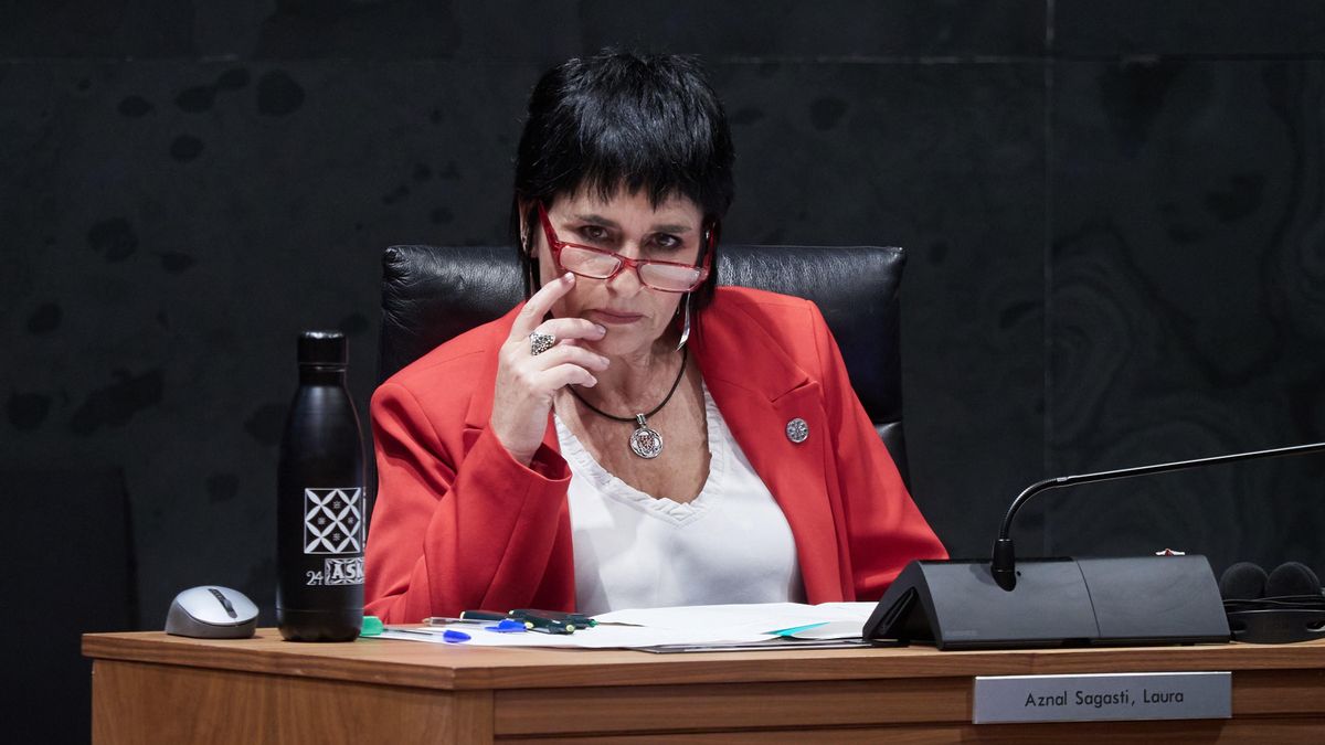 EH Bildu pide a Chivite "más ambición" y le tiende la mano para alcanzar nuevos acuerdos