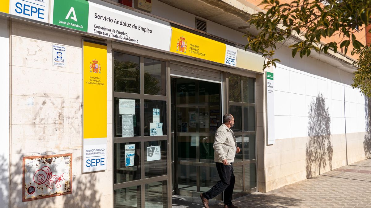El paro sube en 2.535 personas en Andalucía pero registra la cifra más baja en octubre desde 2007