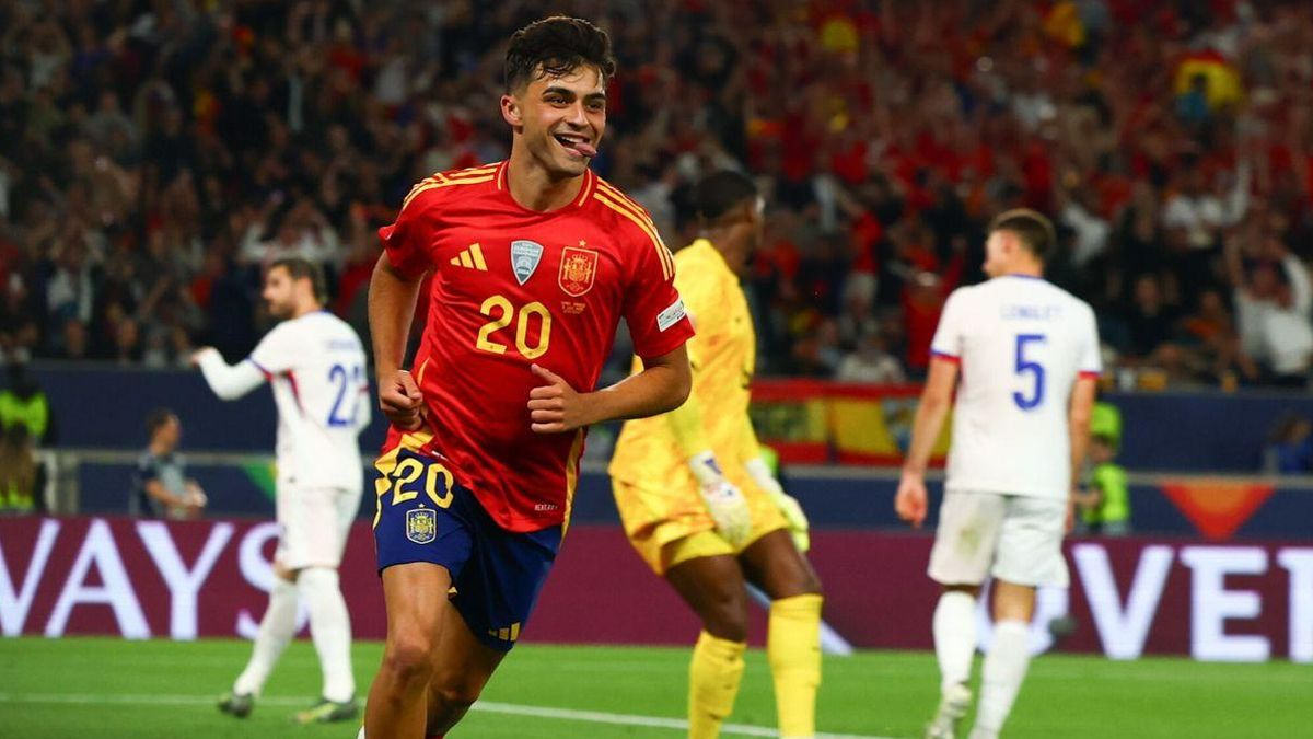 Pedri cumple cincuenta partidos con España