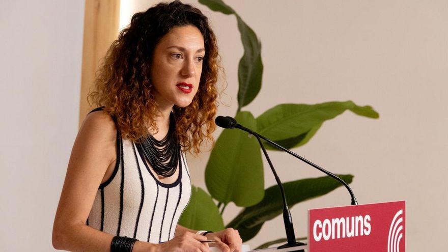 La portavoz de los Comuns y diputada en el Congreso, Aina Vidal, en una rueda de prensa desde la sede del partido