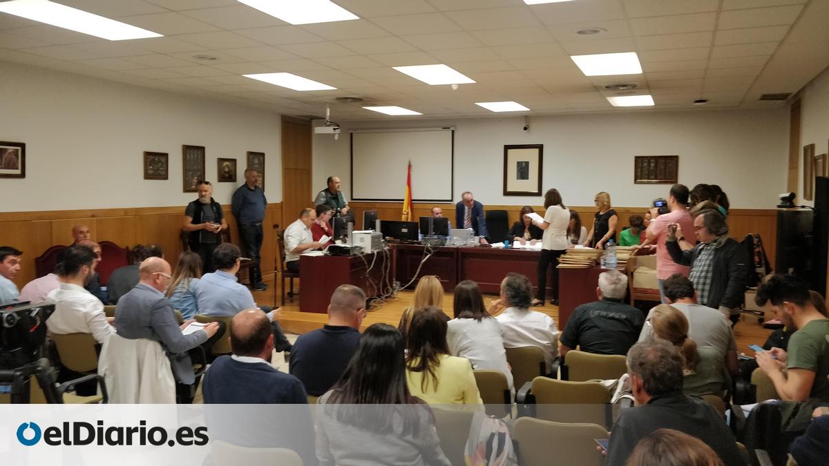 El error en el escrutinio en León: el PP trata de deslegitimar a la mesa electoral y Vox pide que se repitan las elecciones en la ciudad