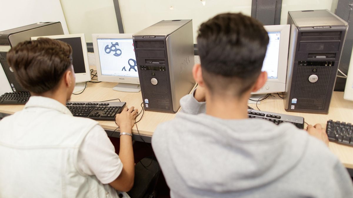 La revolución educativa de la inteligencia artificial: "Hay que cambiar el modelo de enseñanza"
