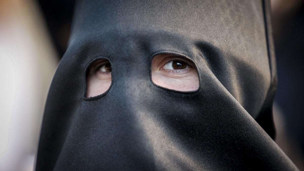Procesión del Cristo de Gracia, en imágenes