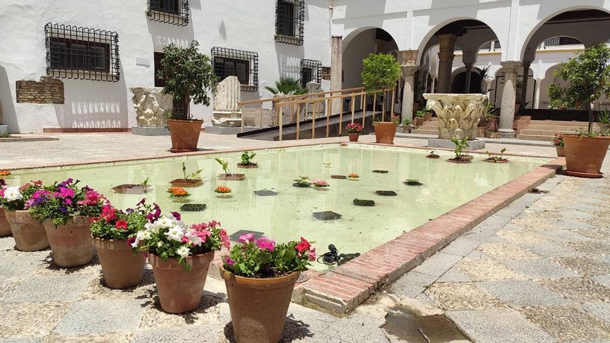 Rescatan a un turista que se quedó encerrado en el Museo Arqueológico