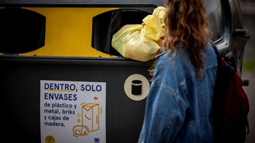 El fracaso del contenedor amarillo y el regreso de las botellas retornables