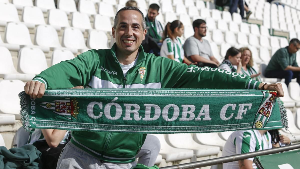 Grada Blanquiverde del Córdoba CF - Granada CF