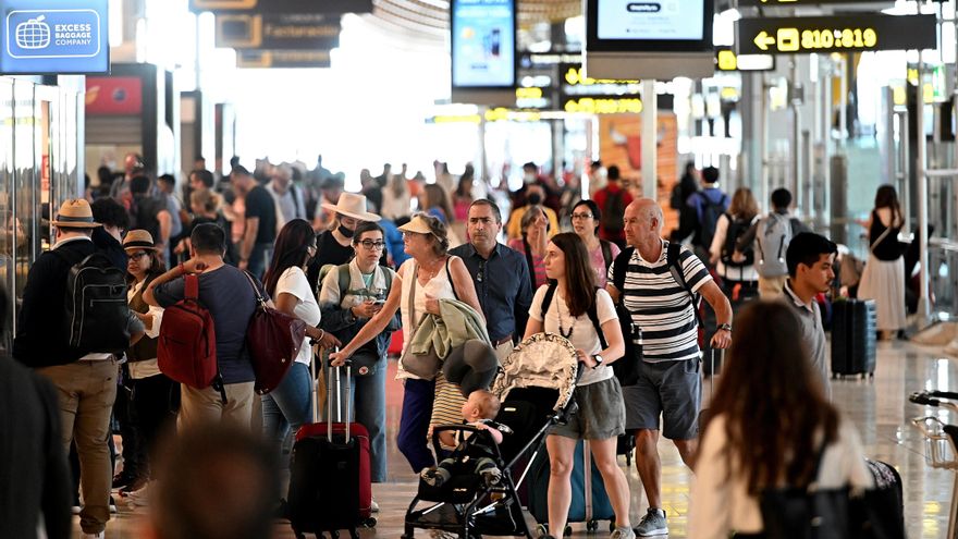 La explosión del turismo mundial ya es responsable del 8,8% de las emisiones de CO2 y continúa ascendiendo sin freno