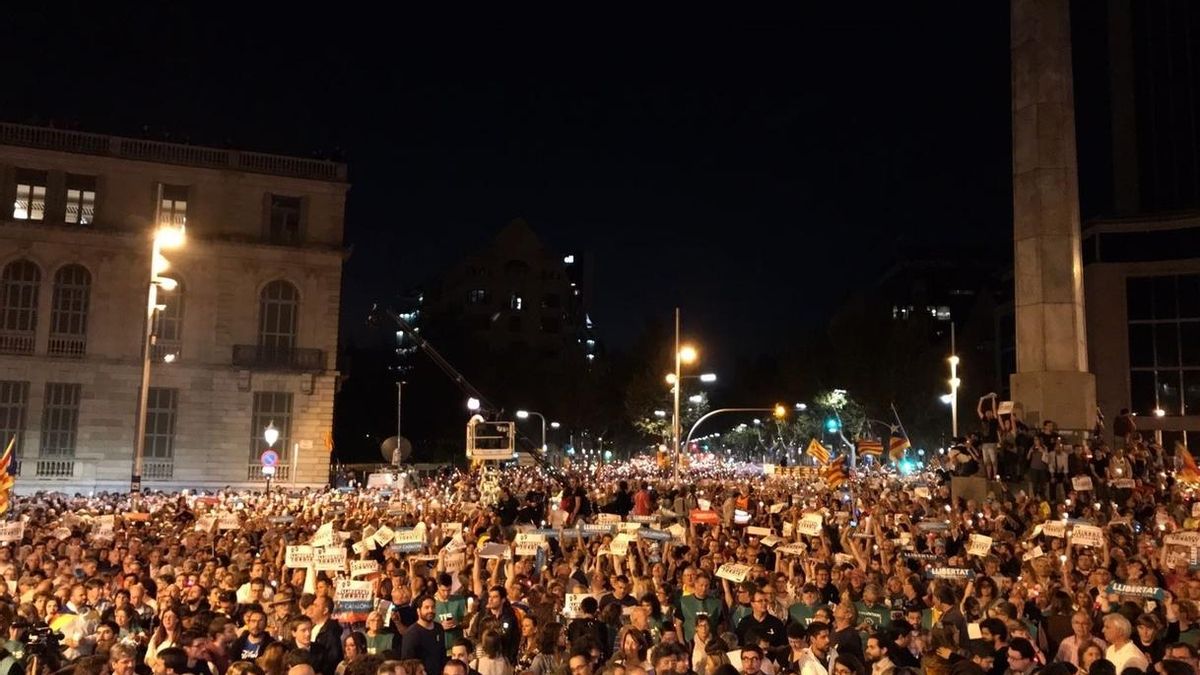 La Taula per la Democràcia llama a manifestarse el sábado por la libertad de Sànchez y Cuixart