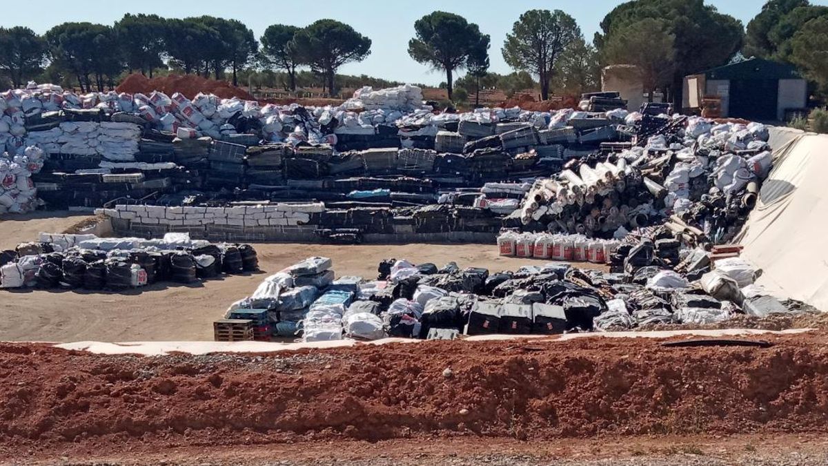 “Preocupación vecinal” en El Provencio por su basurero de residuos peligrosos tras ampliar su capacidad