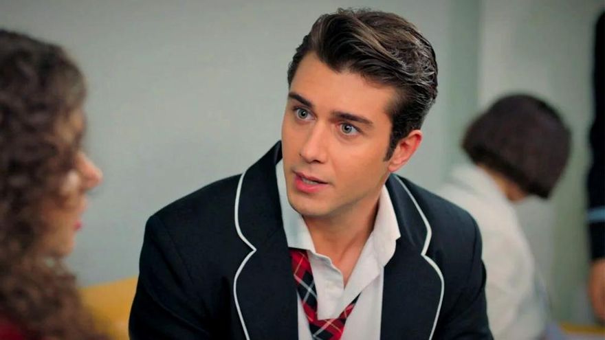 Doruk, en un capítulo de 'Hermanos'